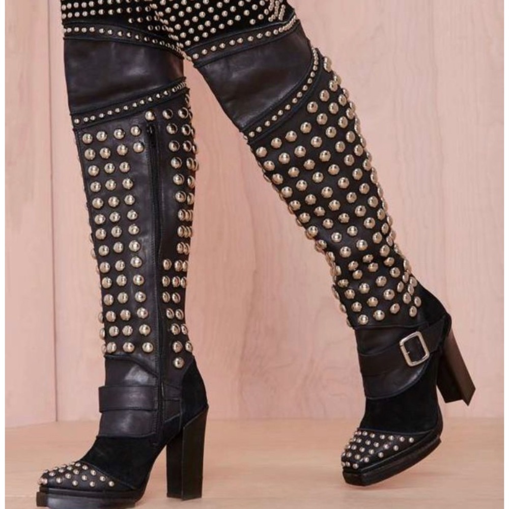 Jeffrey Campbell Esparza